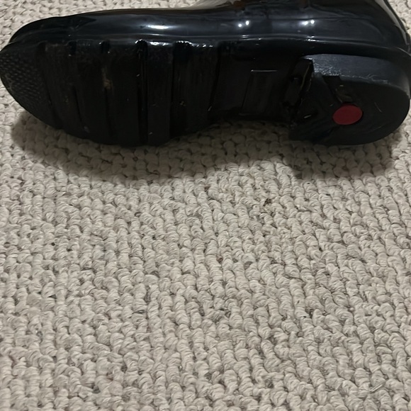 Hunter rain boots like new size 10 - Picture 3 of 4